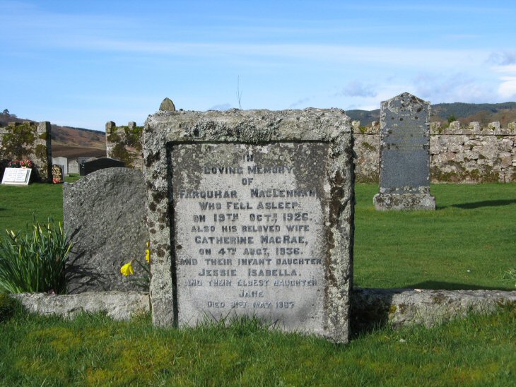 Photo of headstones/Farquhar MacLennan d1926 hdstn Fodderty